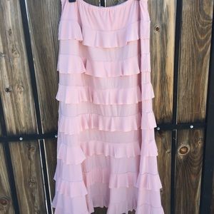 Zadie B’s pale pink a-line ruffled skirt. 3X